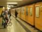 U-Bahn fahren mit Kindern beim Citytrip